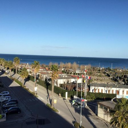 Casa Rosa Villa Porto SantʼElpidio Buitenkant foto